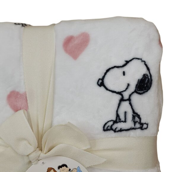 Peanuts VelvetLoft King Blanket 108"x90" By Berkshire Snoopy Hearts Soft Cozy - Picture 6 of 9